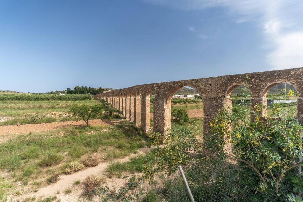 Villa De Fernan Perez นีคาร์ ภายนอก รูปภาพ